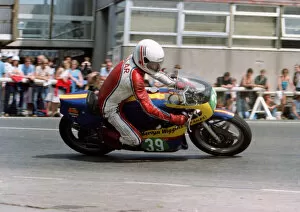 Images Dated 18th July 2019: Jimmy Millar (Yamaha) 1982 Junior TT
