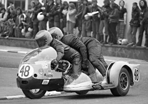 Images Dated 24th May 2022: Joe Coxon & R Kissell (Triumph) 1974 750 Sidecar TT