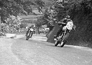 Images Dated 24th November 2020: Joe Glazebrook (Triumph) 1950 Senior TT