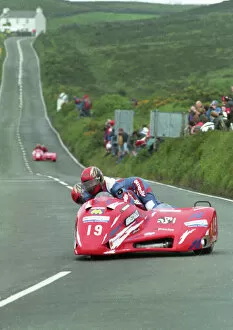 Images Dated 22nd June 2020: Joe Martin & Kate Harrington (DMR Yamaha) 1998 Sidecar TT