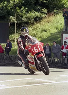 Images Dated 28th June 2022: Joe Newton (Suzuki) 1987 Newcomers Manx Grand Prix