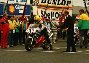 Images Dated 1st July 2011: Joey Dunlop (Honda) 1988 Formula One TT