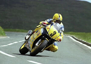 Joey Dunlop Gallery: Joey Dunlop (Honda) 1995 Supersport 600 TT