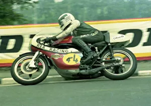 Images Dated 29th February 2020: Joey Dunlop (Rea Yamsel) 1976 Senior TT