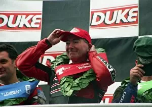 Joey the victor; 2000 Formula One TT