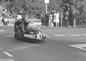 Images Dated 14th January 2022: John Barker & Alex Macfadzean (Devimead BSA) 1973 750 Sidecar TT TT
