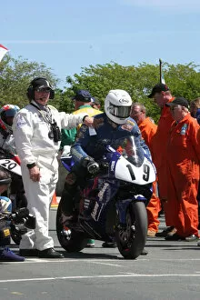 Images Dated 3rd June 2006: John Barton (Honda) 2006 Superbike TT
