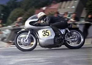 Images Dated 7th November 2016: John Blanchard (Seeley) 1966 Senior TT