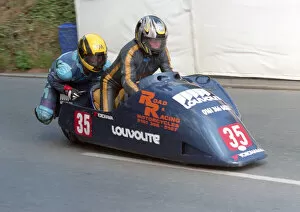 Images Dated 12th June 2022: John Booth & Danny Chapman (Yamaha) 2000 Sidecar TT