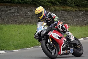 Images Dated 27th June 2022: John Burrows (Yamaha) 2009 Supersport TT