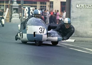 John Crick & D Senior (Windrick BSA) 1970 500 Sidecar TT
