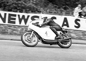 Images Dated 25th December 2021: John Hartle (Gilera) 1963 Senior TT