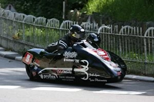 Images Dated 2nd June 2008: John Holden & Andrew Winkle (Suzuki LCR) 2008 Sidecar TT