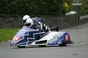 Jamie Winn Gallery: John Holden and Jamie Winn (Honda) 2005 Sidecar TT