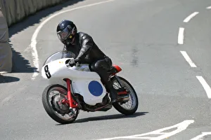 John Kidson Gallery: John Kidson (Guzzi) 2005 Classic Lap