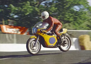 Images Dated 30th September 2018: John Lavender (Yamaha) 1977 Jubilee TT