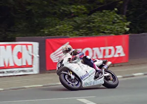 Images Dated 29th August 2021: John McGuinness (Chrysalis BMW) 2000 Singles TT