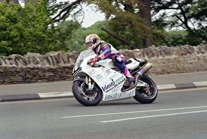Images Dated 11th July 2011: John McGuinness (Chrysalis BMW) at Quarter Bridge, 2000 Singles TT