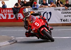 Images Dated 14th March 2019: John McGuinness (Honda) 2002 Production 1000 TT
