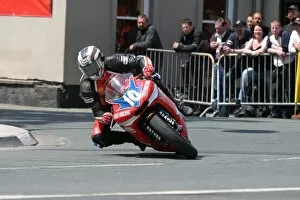 Images Dated 6th June 2005: John McGuinness (Yamaha) 2005 Supersport TT