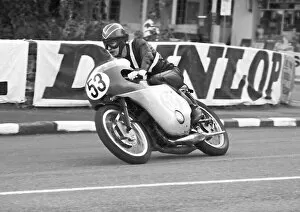 Images Dated 16th June 2022: John Munn (Yamaha) 1966 Lightweight Manx Grand Prix