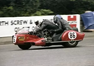 Images Dated 28th July 2017: John Phillips & Andrew Mackay (Kawasaki) 1979 Sidecar TT
