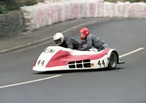 Images Dated 16th December 2021: John Phillips & Malcolm Hollis (Yamaha) 1983 Sidecar TT
