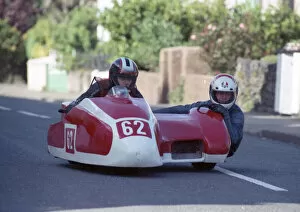 Images Dated 20th October 2021: John Scarth & Peter Hill (Windle Yamaha) 1990 Sidecar TT
