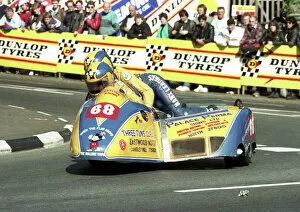John Stephenson & Doug Ross (Yamaha) 1989 Sidecar TT