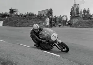 John Surtees Collection: John Surtees (MV) 1960 Senior TT
