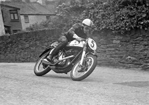 Images Dated 10th July 2021: John Surtees (Norton) 1955 Junior TT