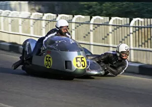 Eddie Kiff Gallery: John Wright-Bailey & Eddie Kiff (Norton) 1971 750 Sidecar TT