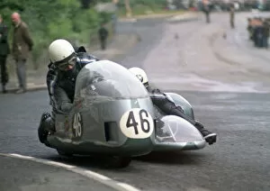 Images Dated 16th June 2021: John Wright-Bailey & Eddie Kiff (Triumph) 1971 500 Sidecar TT