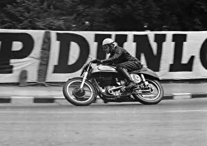 Images Dated 30th November 2018: Johnny Lockett (Norton) 1950 Senior TT
