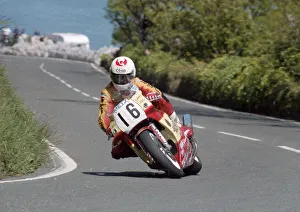 Images Dated 25th December 2022: Johnny Rea Honda 1991 Formula One TT