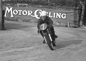 Images Dated 8th August 2021: Jon Worthington (Mead Norvel) 1959 Southern 100