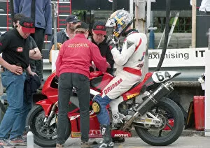 Images Dated 17th May 2021: Jonas Svensson (Honda) 2000 Formula One TT