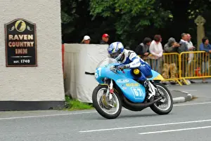 Jonathan Cutts (Suzuki) 2013 Lightweight Classic TT