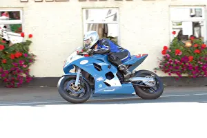 Jono Yardley (Suzuki) 2010 Newcomers Manx Grand Prix