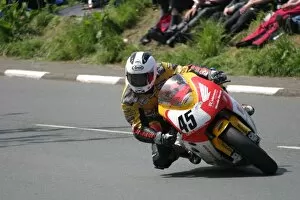 Images Dated 4th June 2007: Keith Amor (Honda) 2007 Superbike TT