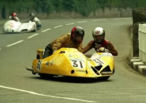 Images Dated 24th December 2017: Keith Brown & David Hedison (Yamaha) 1988 Sidecar TT