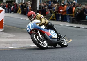 Images Dated 7th February 2022: Keith Buckley (Yamaha) 1977 Jubilee TT