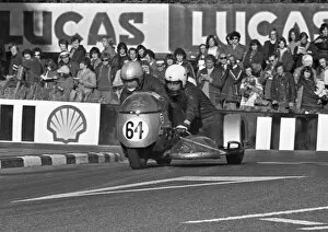 Images Dated 16th June 2022: Keith Griffin & Malcolm Sharrocks (SG Weslake) 1973 750 Sidecar TT