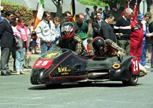 Keith Griffin & Peter Cain (Yamaha) 1990 Sidecar TT