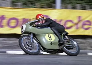 Images Dated 2nd April 2020: Keith Heckles (Norton) 1967 Senior Manx Grand Prix