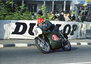 Images Dated 25th December 2021: Keith Heckles (Velocette) 1967 Production TT