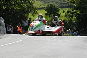 Images Dated 8th June 2009: Keith Walters & Alun Thomas (Ireson Honda) 2009 Sidecar TT