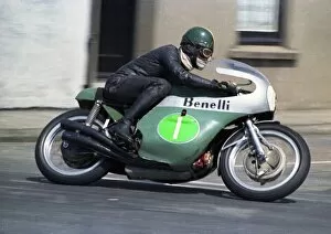 Images Dated 2nd August 2011: Kel Carruthers leaves Ramsey: 1969 Lightweight TT