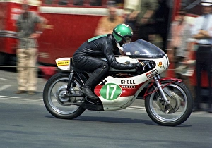 Kel Carruthers Collection: Kel Carruthers leaves Ramsey: 1970 Lightweight TT