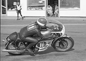 Ken Huggett (Triumph) 1972 Production 750 TT